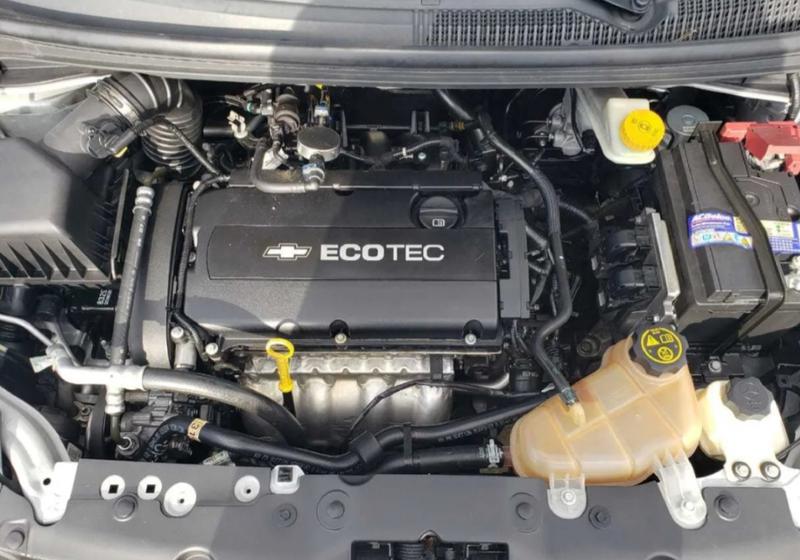 Chevrolet Sonic • 2015 • 78,000 km 5