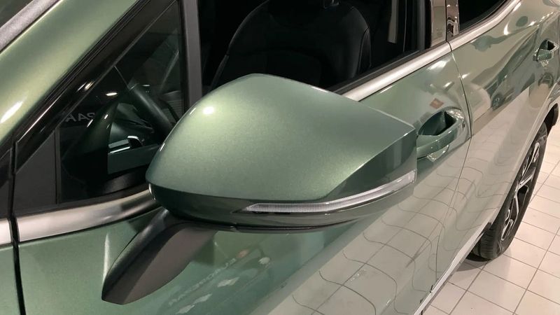 Kia Sportage • 2023 • 9,900 km 12