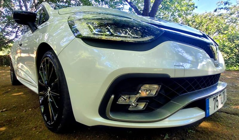 Renault Clio • 2015 • 60,000 km 5