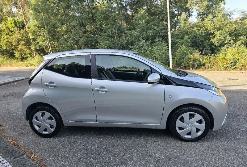 Toyota Aygo • 2016 • 20,000 km 3