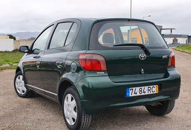 Toyota Yaris • 2001 • 200,000 km 5