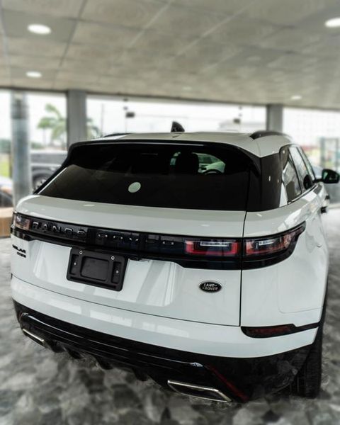 Land Rover Range Rover Velar • 2019 • 3 km 3