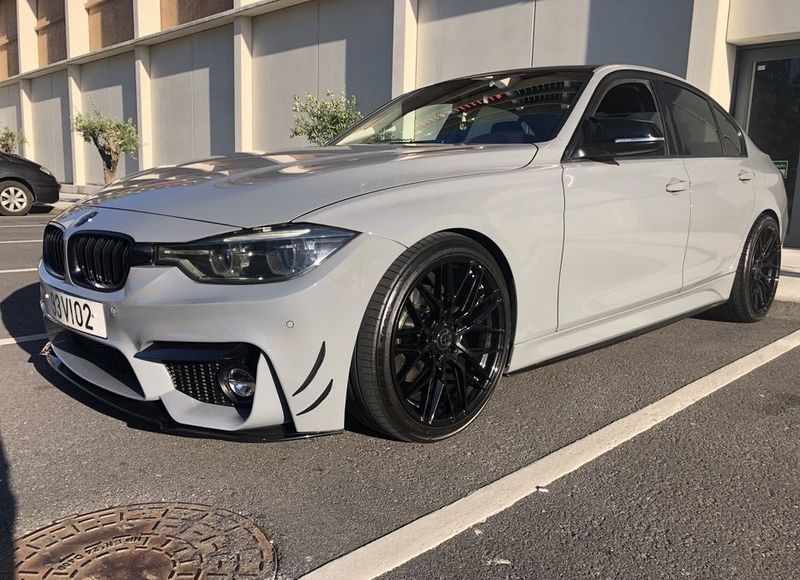 BMW 328i • 2015 • 196,000 km 1