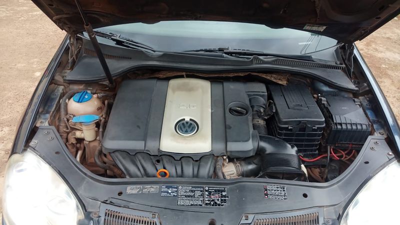 Volkswagen Jetta • 2006 • 16,800 km 6