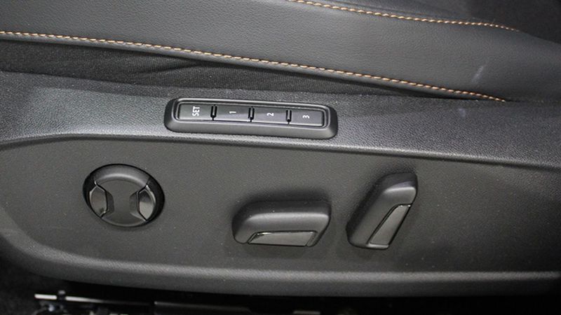 Seat Leon • 2024 • 395 km 9