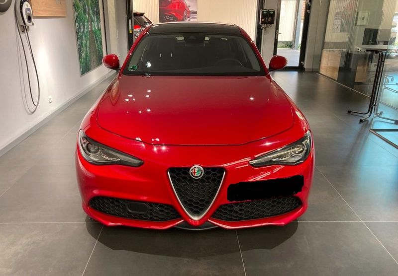 Alfa Romeo Giulia • 2017 • 94,300 km 1