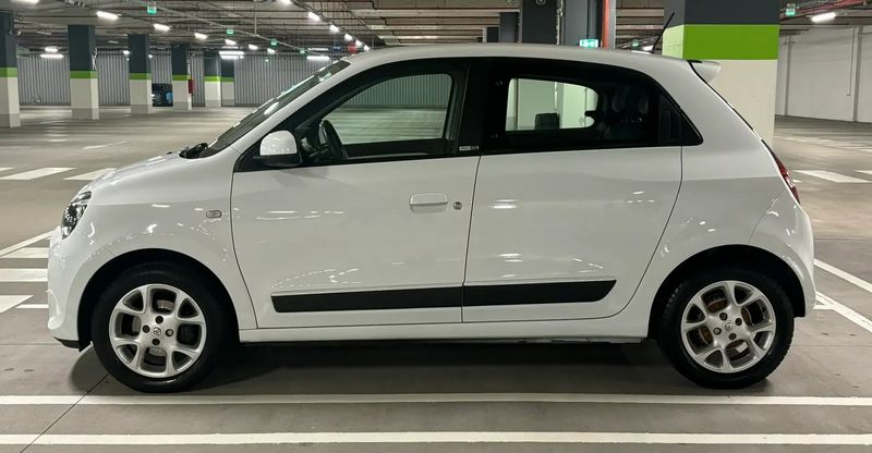 Renault Twingo • 2016 • 54,185 km 2