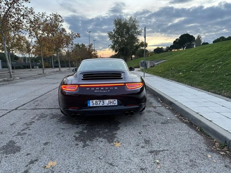 Porsche 911 • 2015 • 133,000 km 3
