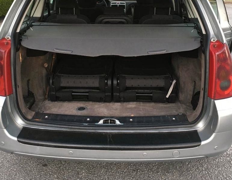 Peugeot 307 • 2002 • 235,000 km 7