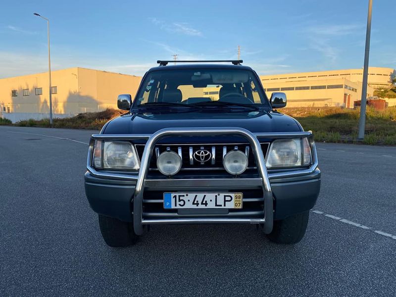 Toyota Land Cruiser • 1998 • 279,000 km 2