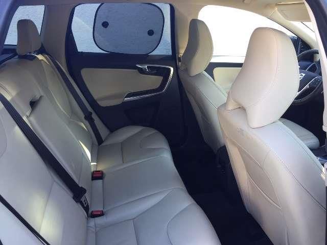Volvo XC60 • 2016 • 195,000 km 9