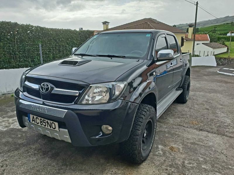 Toyota Hilux • 2008 • 205,000 km 1