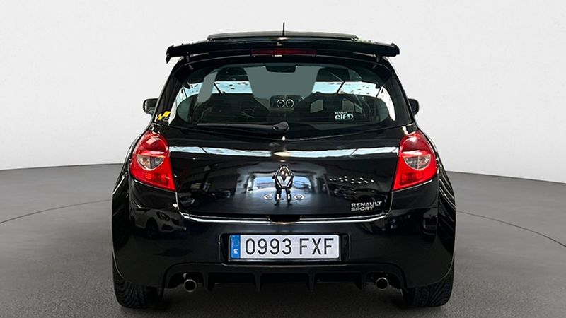 Renault Clio • 2007 • 128,145 km 5