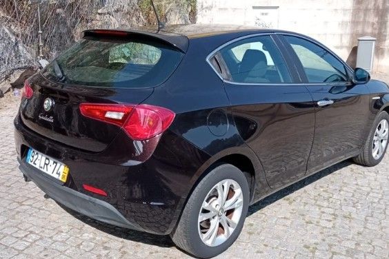 Alfa Romeo Giulietta • 2011 • 257,000 km 2