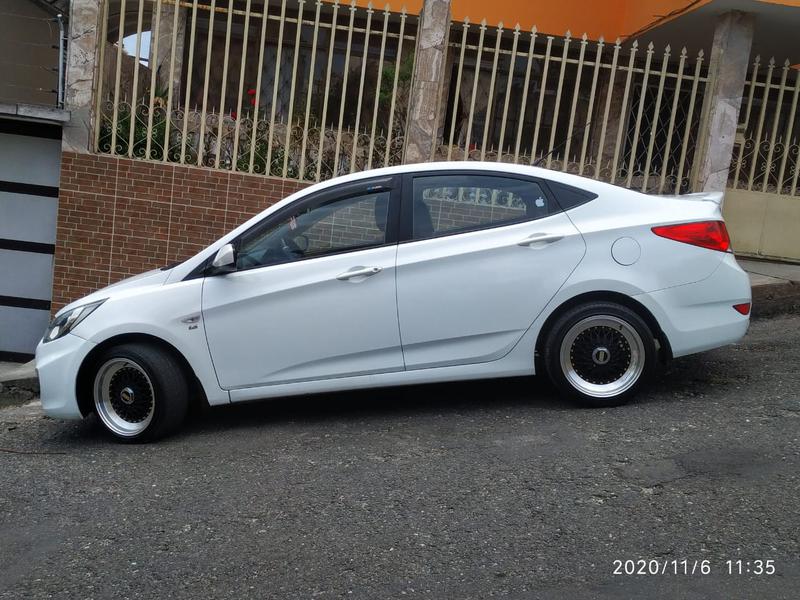Hyundai Accent • 2012 • 222,000 km 17