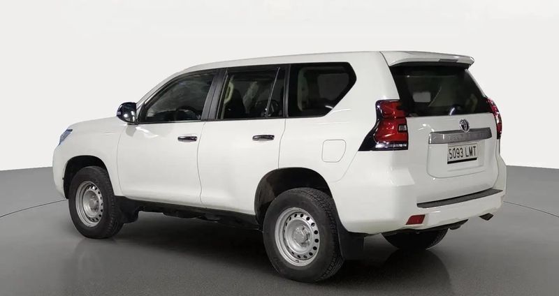 Toyota Land Cruiser • 2021 • 20,098 km 3