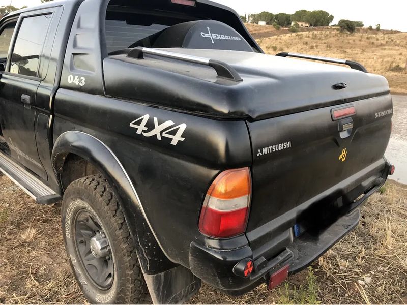 Mitsubishi L200 Pick up • 2000 • 335,000 km 4