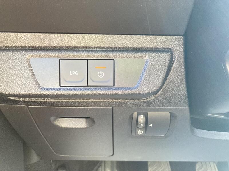 Dacia Sandero • 2024 • 15,000 km 28