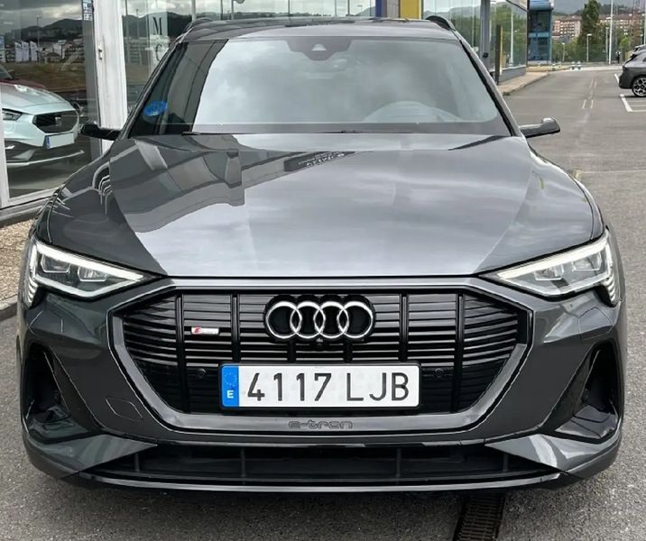 Audi e-tron • 2020 • 102,900 km 4