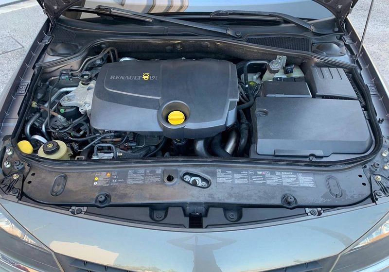 Renault Laguna • 2006 • 189,000 km 2