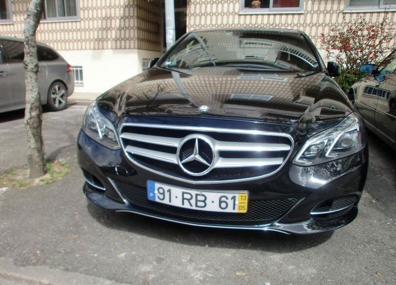 Mercedes-Benz E • 2013 • 99,200 km 1