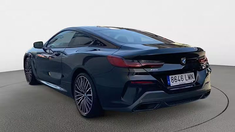 BMW 8 Series • 2021 • 19,676 km 5