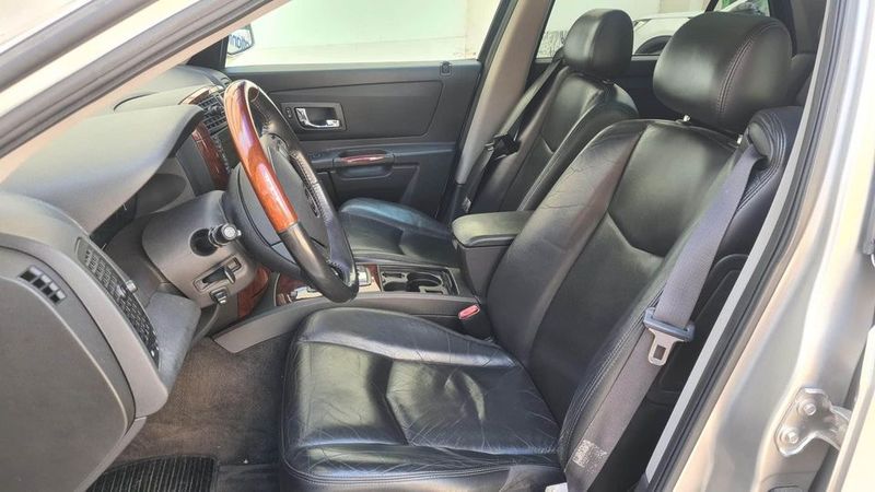 Cadillac SRX • 2008 • 199,000 km 3