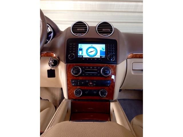 Mercedes-Benz GL • 2006 • 219,000 km 6