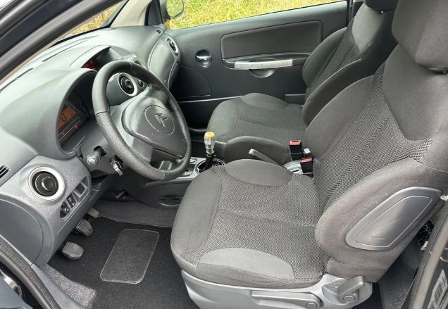 Citroën C2 • 2007 • 228,000 km 4