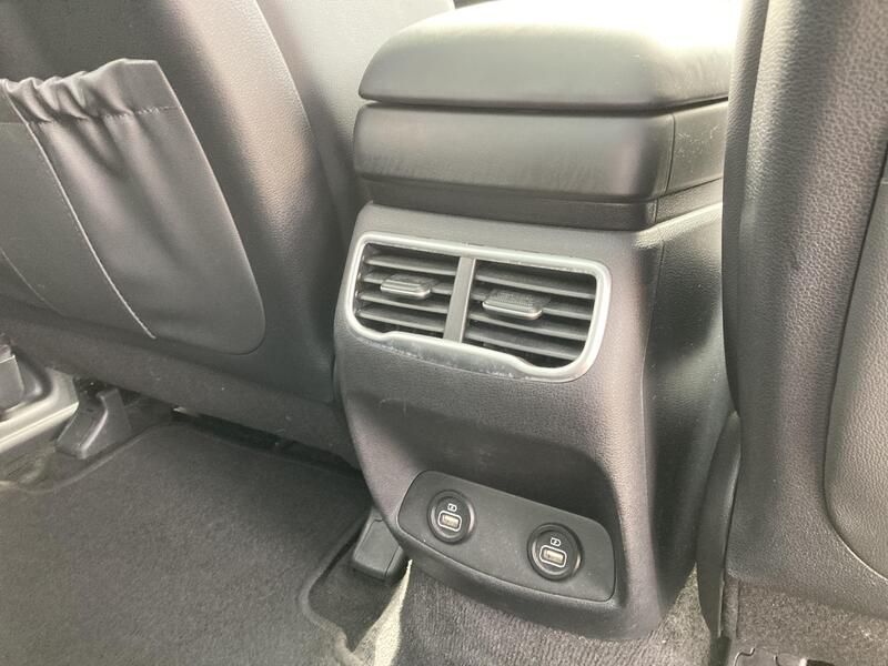 Hyundai Santa Fe • 2021 • 56,158 km 28