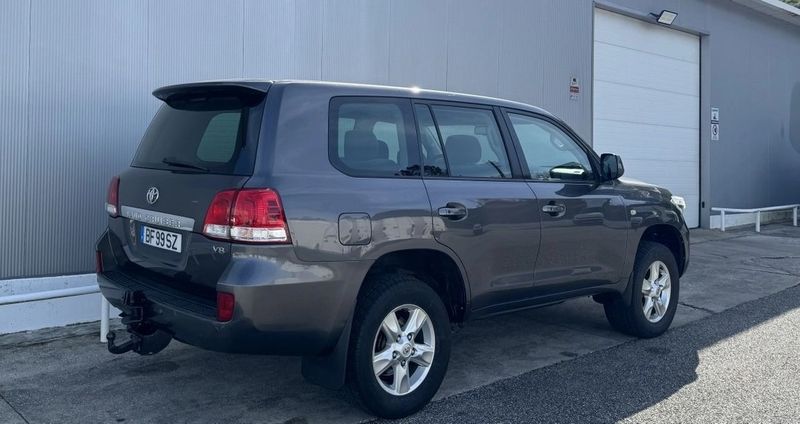 Toyota Land Cruiser • 2008 • 250,000 km 4