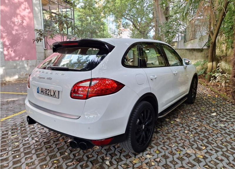Porsche Cayenne • 2011 • 200,000 km 1