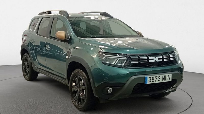 Dacia Duster • 2023 • 5,302 km 2