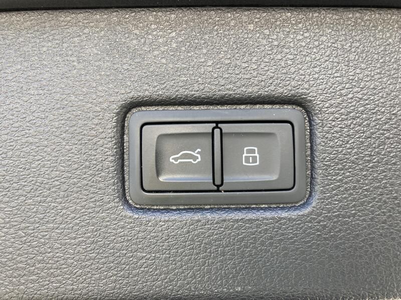 Audi Q7 • 2021 • 87,282 km 14