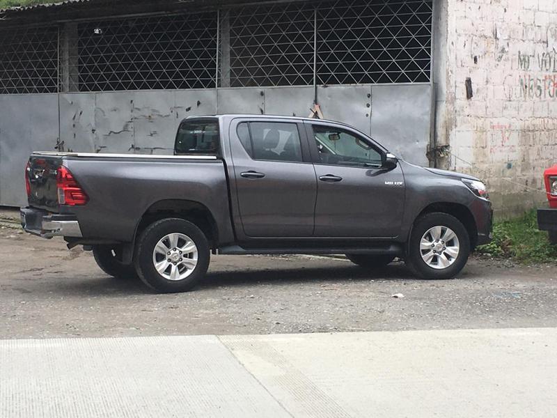 Toyota Hilux • 2019 • 26,000 km 5