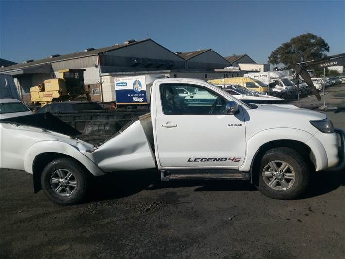 Toyota Hilux • 2015 • 85,665 km 1