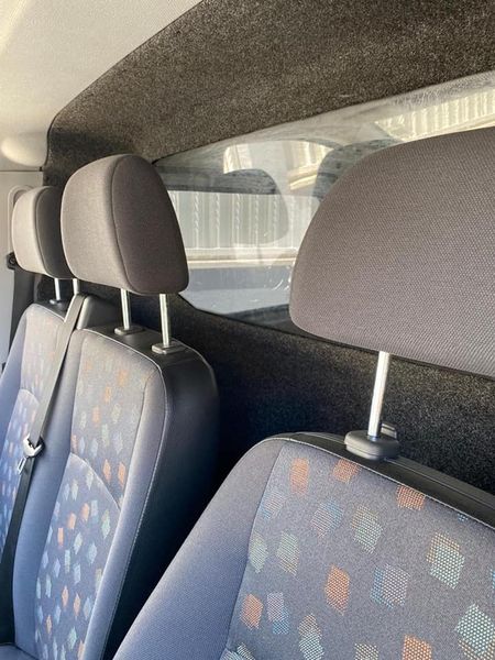 Mercedes-Benz 310 Van • 2009 • 267,000 km 2