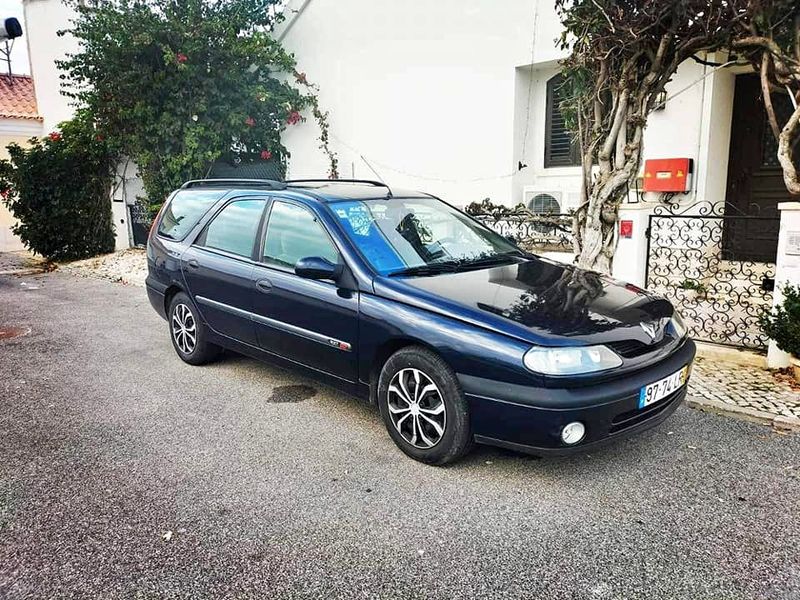 Renault Laguna • 1998 • 256,000 km 2