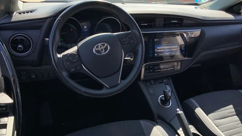 Toyota Auris • 2018 • 75,353 km 5