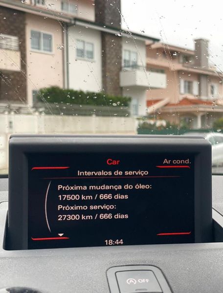 Audi A1 • 2011 • 345,000 km 5