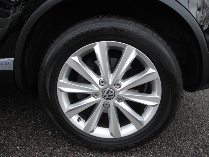 Volkswagen Touareg • 2012 • 119,996 km 9