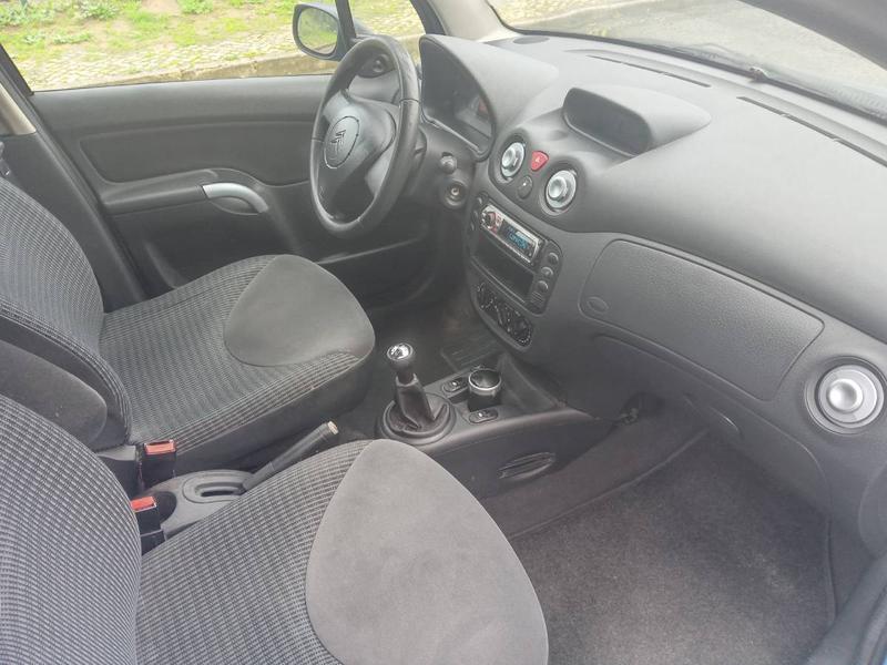 Citroën C3 • 2004 • 197,000 km 9