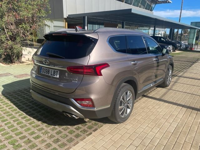 Hyundai Santa Fe • 1730 • 80,600 km 3
