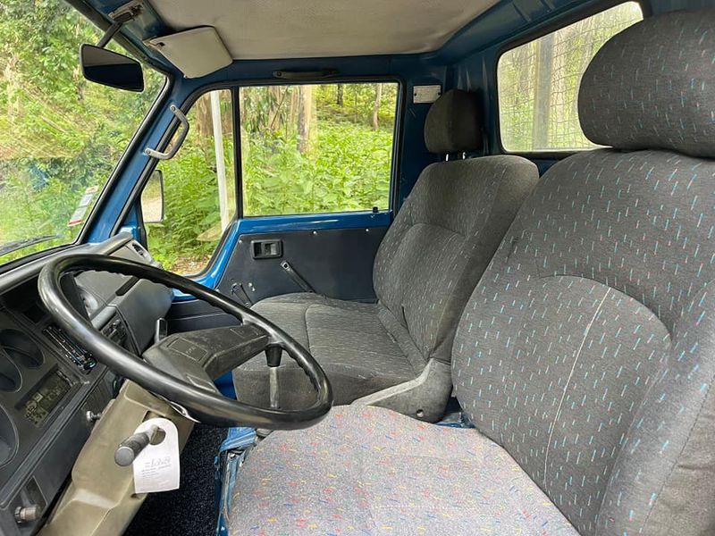 Toyota Dyna • 1987 • 257,000 km 2