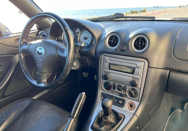 Mazda MX-5 • 2006 • 141,000 km 13