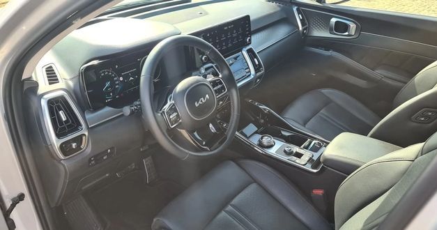 Kia Sorento Hybrid • 2023 • 20,600 km 6