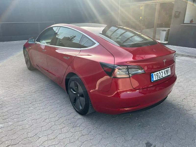 Tesla Model 3 • 2019 • 22,000 km 4