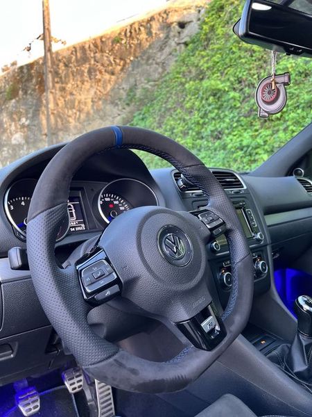 Volkswagen Golf • 2010 • 129,000 km 5