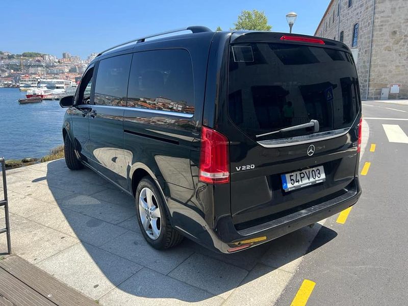 Mercedes-Benz 310 Van • 2015 • 75,000 km 10