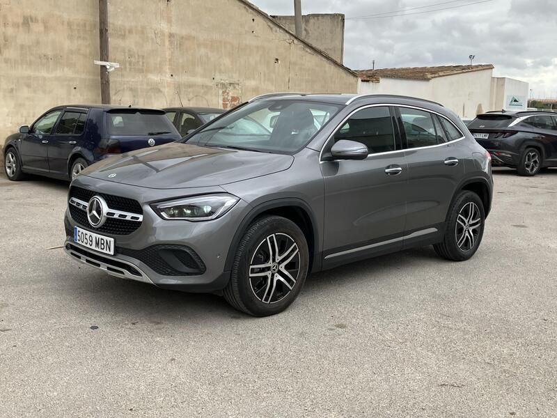 Mercedes-Benz GLA • 2022 • 12,076 km 1
